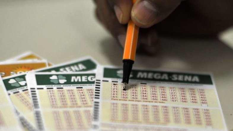 Duas apostas dividem prêmio de R$ 3,8 milhões da Mega-Sena; veja números