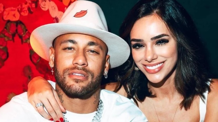 Neymar e Bruna Biancardi voltam a usar aliança de namoro após suposta traição