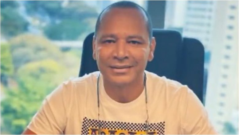 'Ajuda a um amigo', diz pai de Neymar ao confirmar ajuda financeira a Daniel Alves