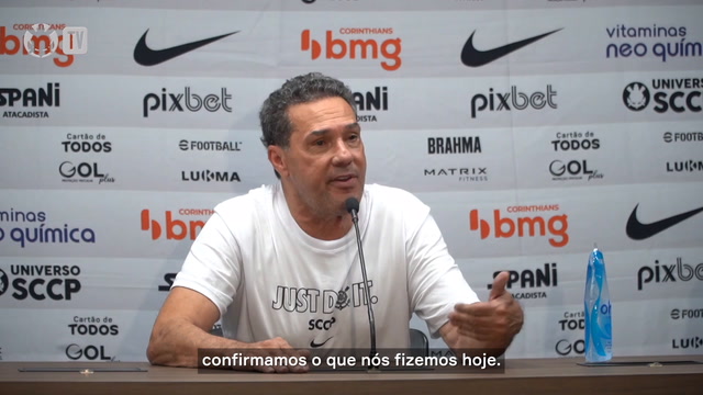 Luxa exalta elenco do Corinthians e condena violência no futebol