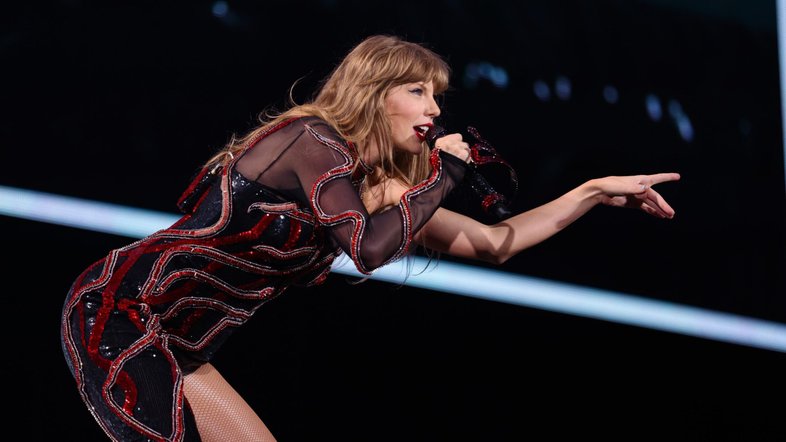 Reprodução/Twitter @taylorswift13