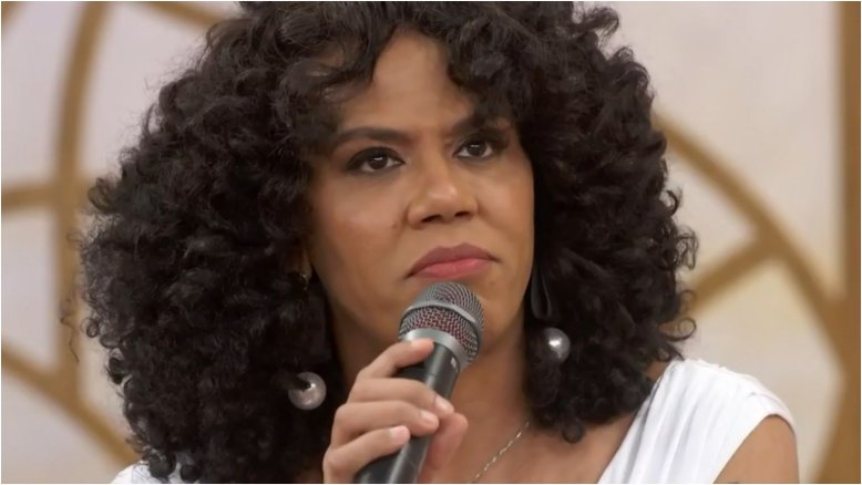 Atriz de 'Terra e Paixão', Valéria Barcellos revela ter sido esfaqueada por transfobia