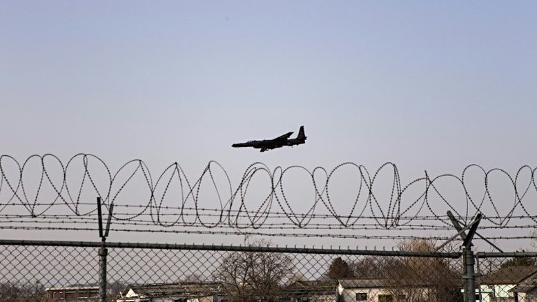 A Coreia do Norte ameaçou derrubar qualquer avião espião dos Estados Unidos que violar seu espaço aéreo - AFP/Arquivos