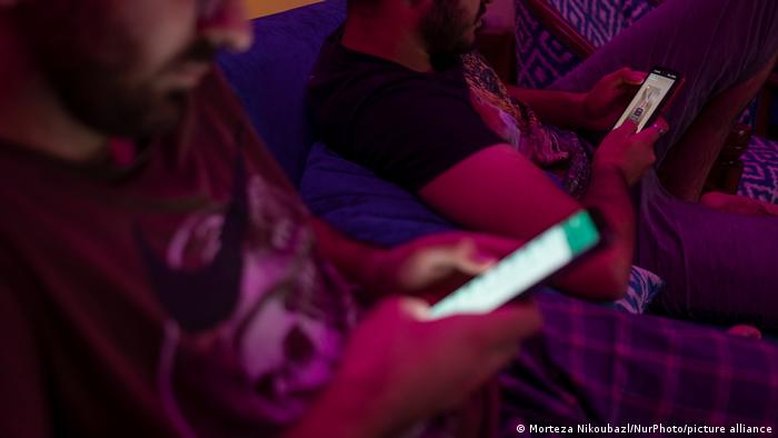 "Uso excessivo de celular deixa pessoas ansiosas e depressivas"