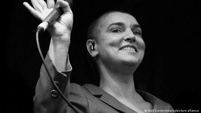 Morre a cantora Sinead O