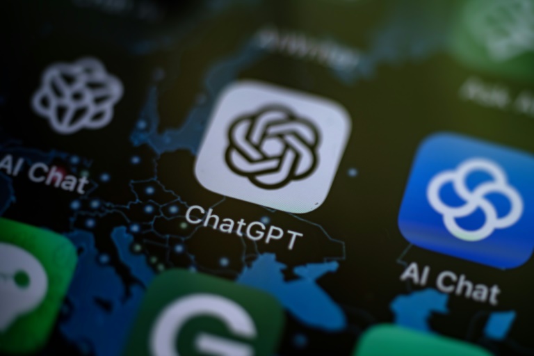 Criadora do ChatGPT revela bots de IA personalizados, modelos poderosos e mais baratos