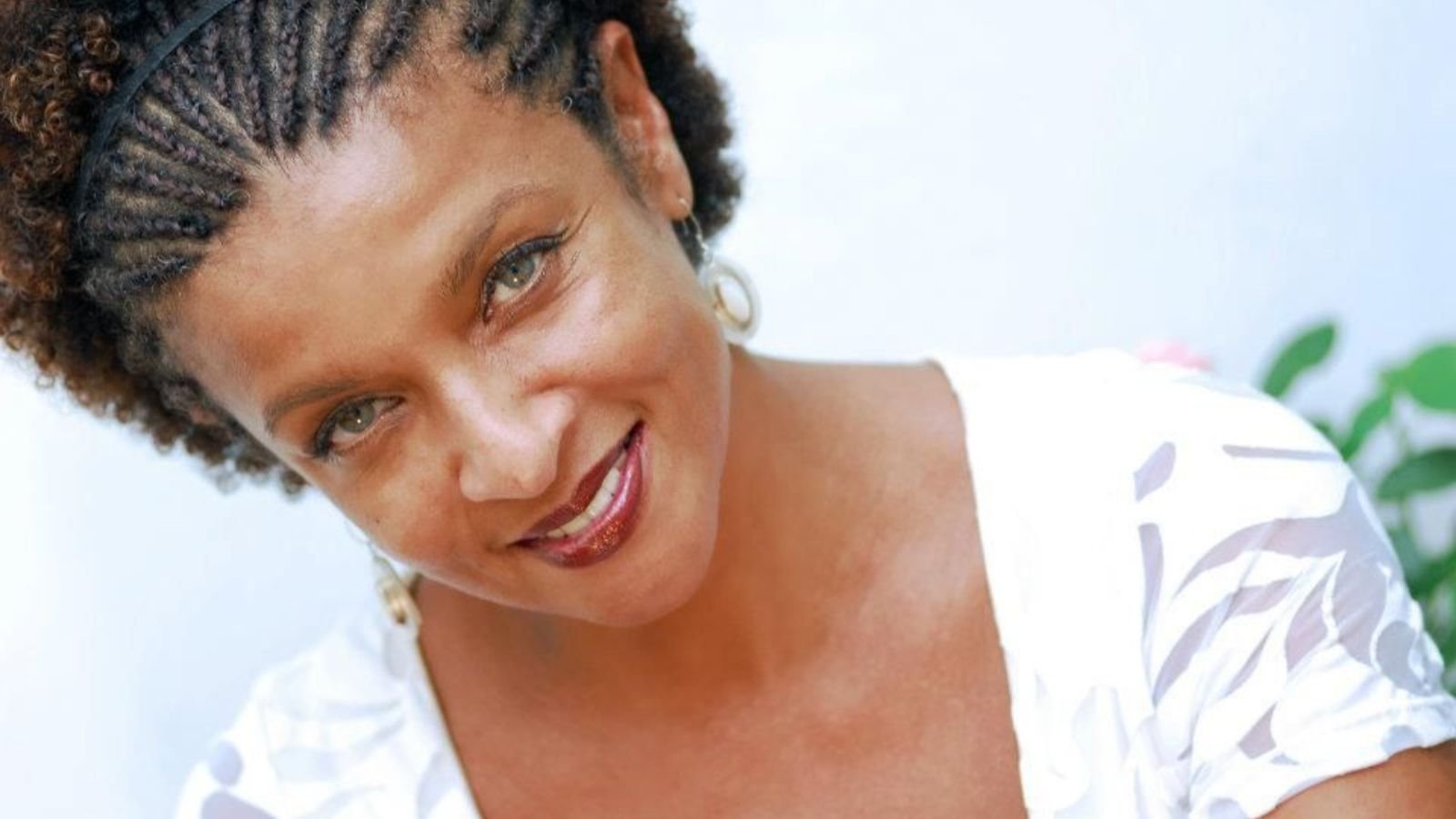 Minha mestra preta velha Elisa Lucinda e uma herança de poesia