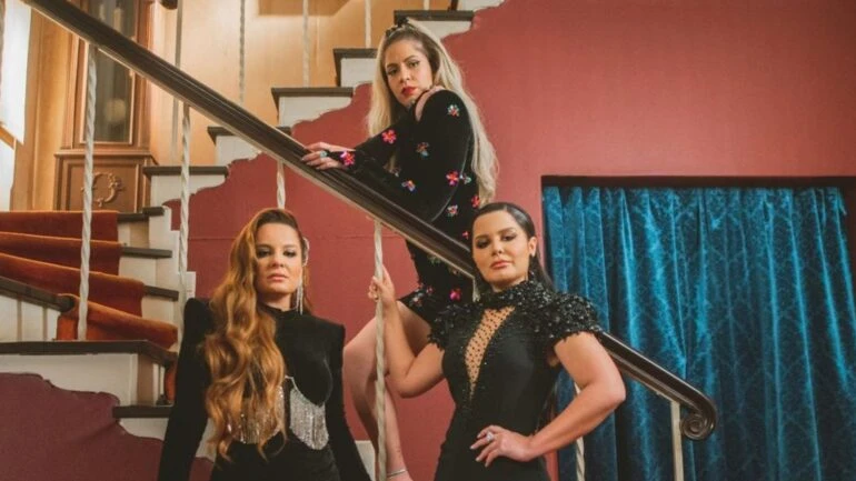Sertanejas Marília Mendonça e Maiara & Maraisa são as artistas mais tocadas nas rádios