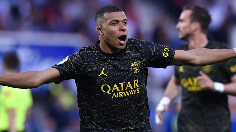 Mbappé recusa qualquer tipo de conversa com Al-Hilal após proposta bilionária, diz jornal