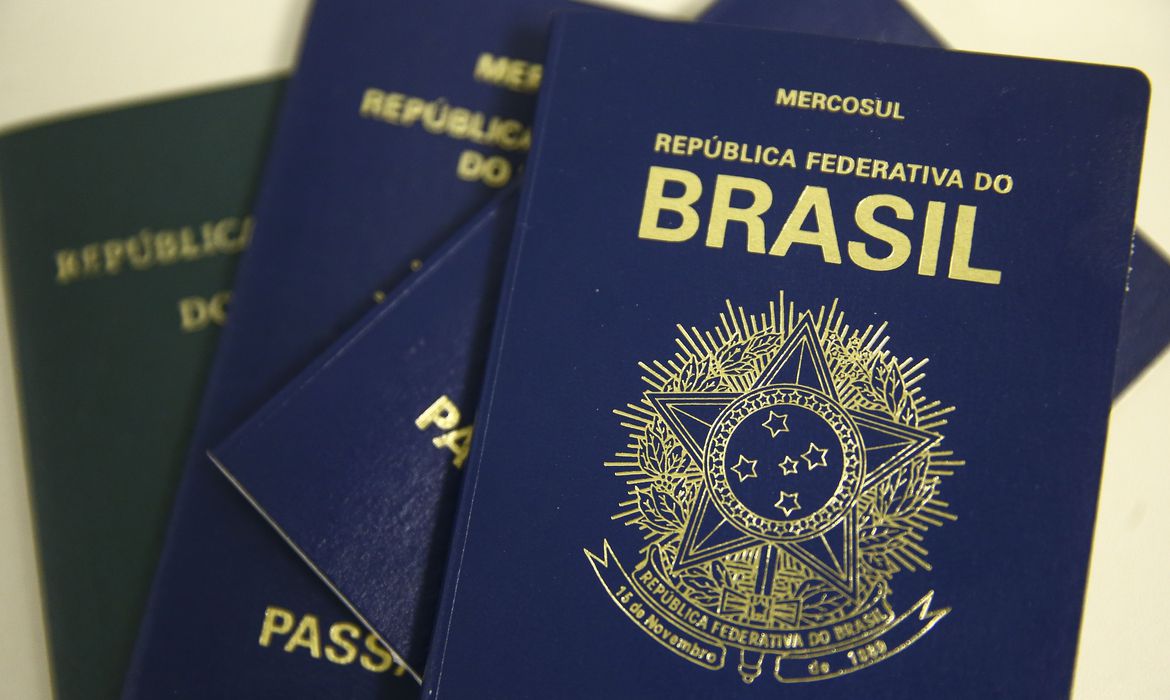 Espera por visto para os EUA cai nas cidades brasileiras
