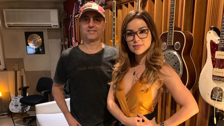 Zeca Baleiro e Liah Soares