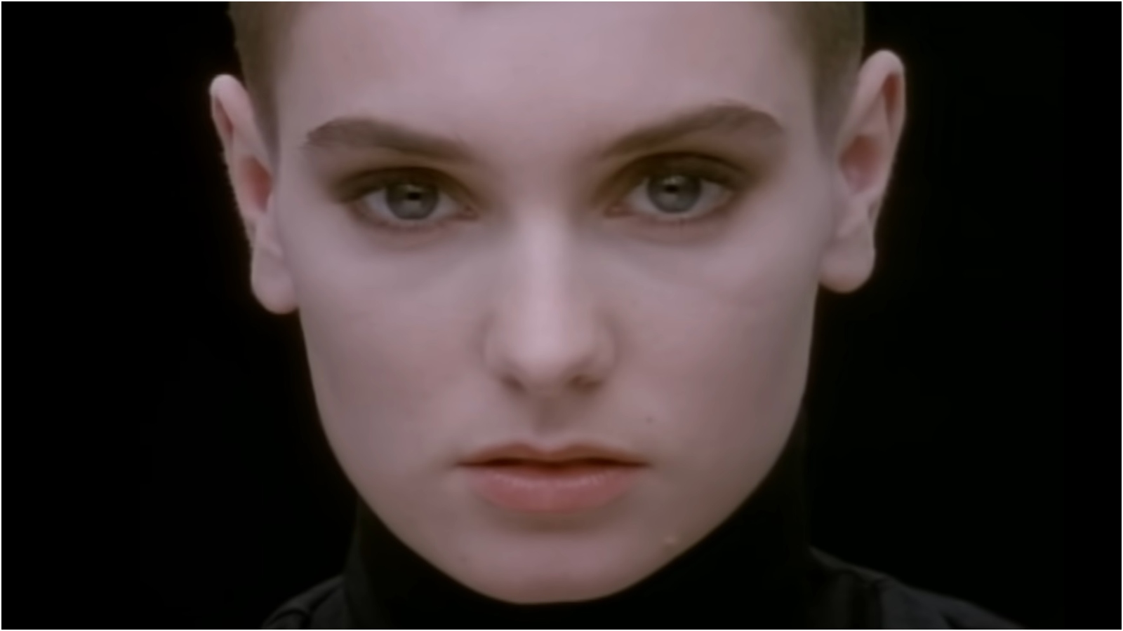 Famosos lamentam morte de Sinéad O'Connor: 'Nada se compara a você'