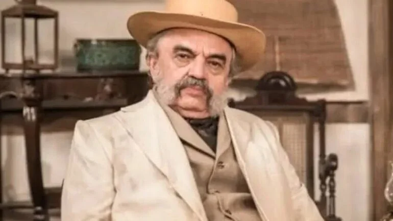 José Dumont é condenado por armazenar pornografia infantil; pena é reduzida devido à idade do ator