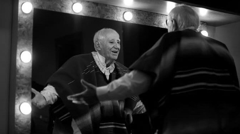 Dramaturgo Zé Celso morre em São Paulo