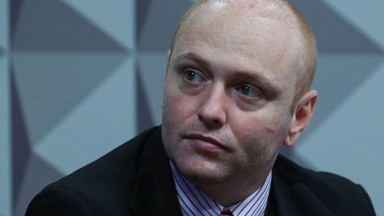 Walter Delgatti vai pedir regime semiaberto