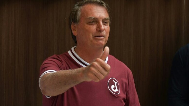Congresso mantém veto de Bolsonaro e rejeita criminalizar fake news