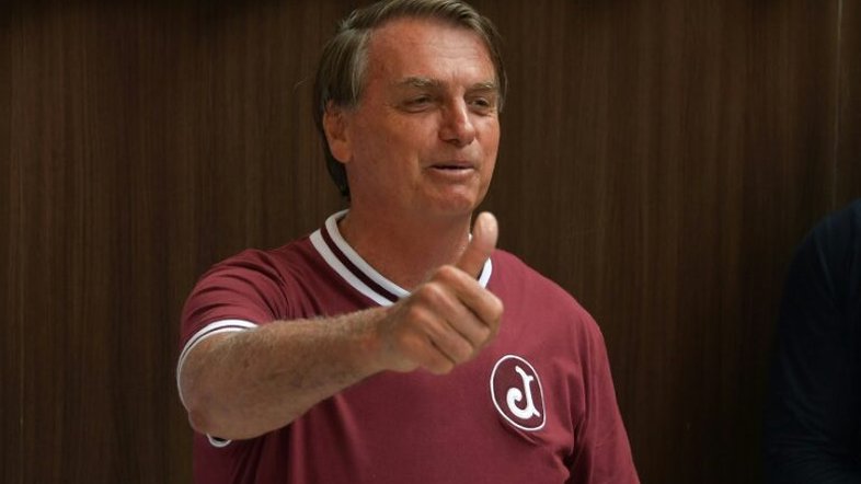 Congresso mantém veto de Bolsonaro e rejeita criminalizar fake news