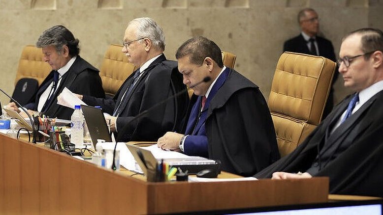 STF mantém descriminalização do porte de maconha para uso pessoal