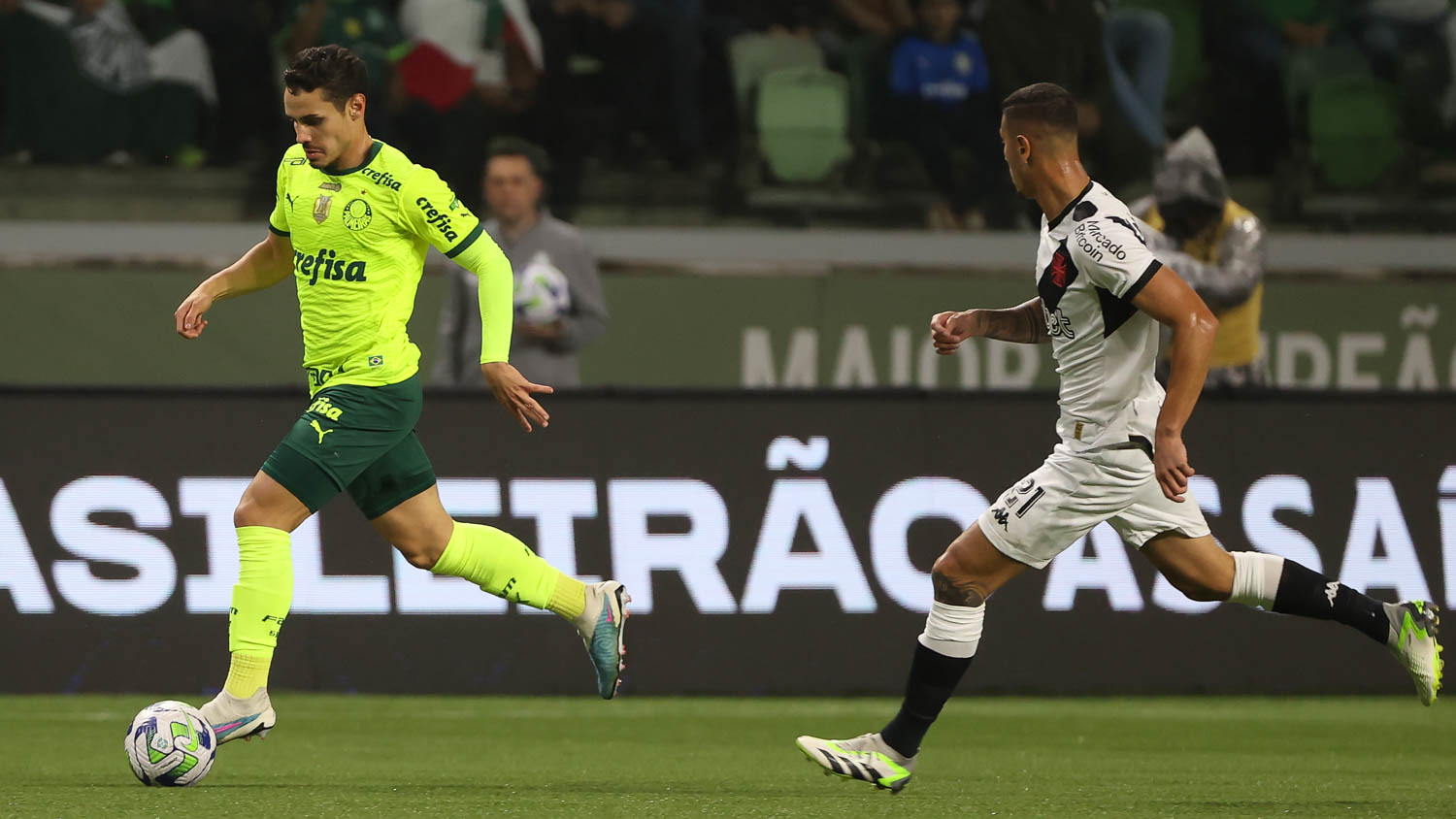 Defesa em alerta? Palmeiras sofreu gol em todos os jogos no Allianz pelo  Brasileirão