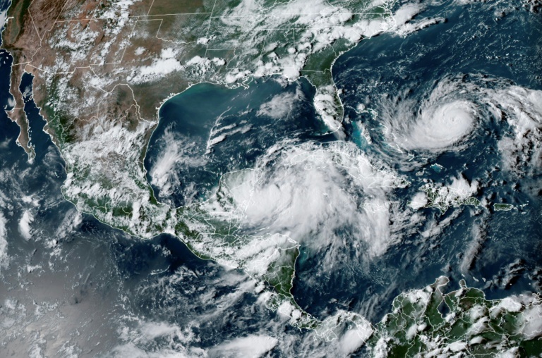 Tempestade tropical Idalia vira furacão e avança em direção à Flórida