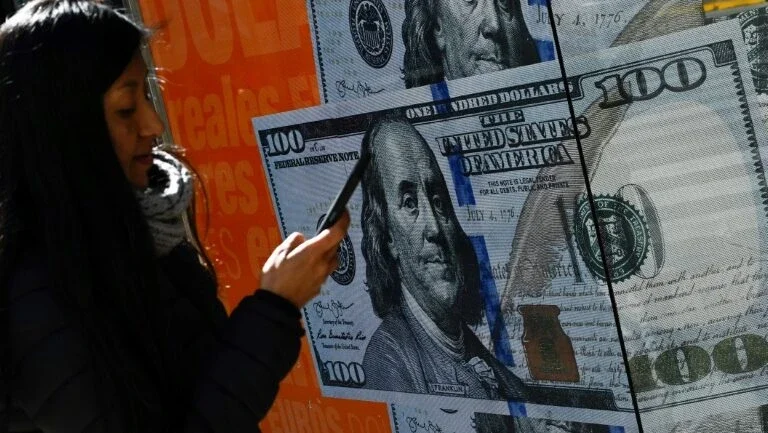 Argentina anuncia medidas para limitar inflação e desvalorização do peso