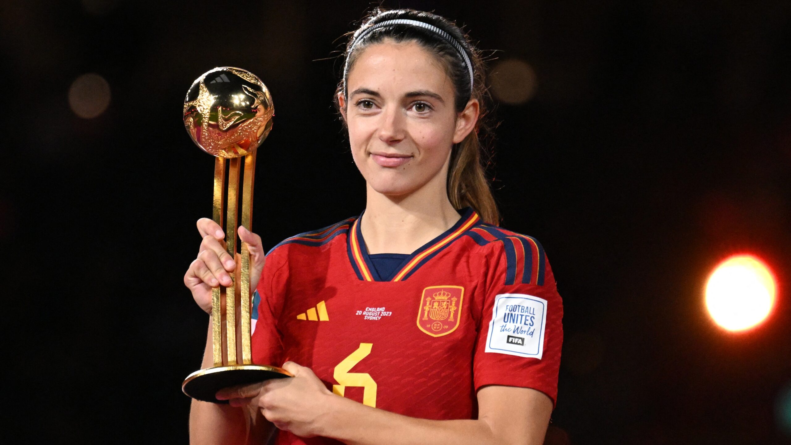 Aitana Bonmatí foi eleita a melhor jogadora da Copa do Mundo Feminina