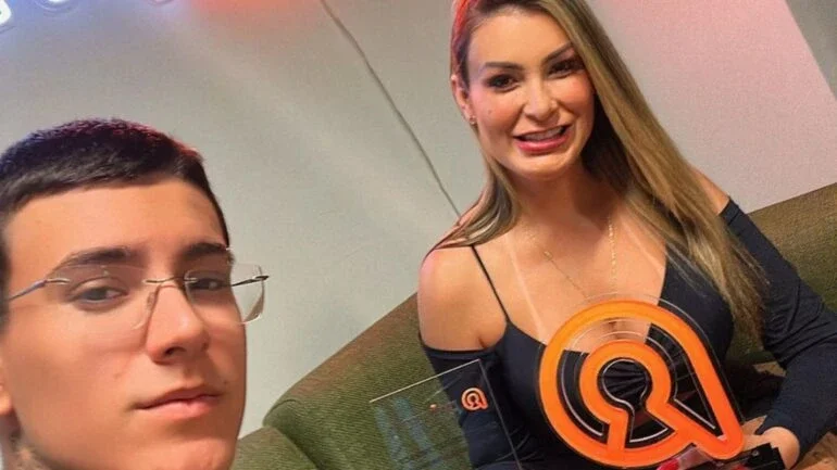 Arthur e Andressa Urach