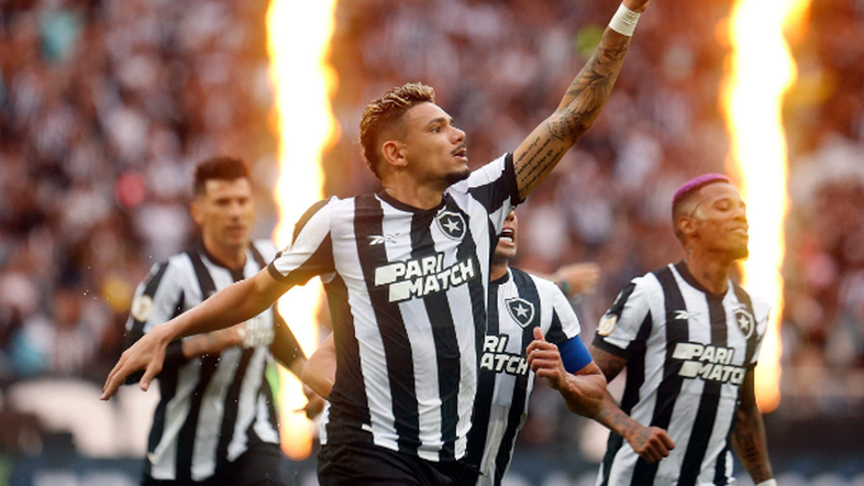 Botafogo tenta quebrar série negativa contra Cruzeiro no Engenhão