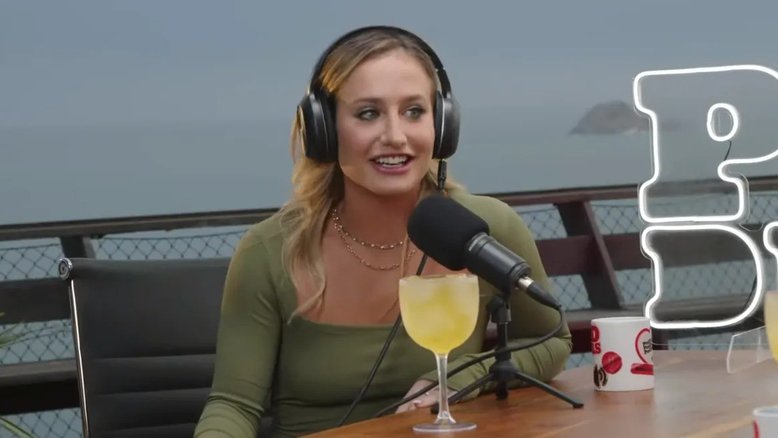 Bruna Griphao participou do podcast Pod Delas