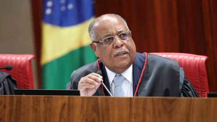 Advogado é bloqueado no TSE após pedir anulação do julgamento de inelegibilidade de Bolsonaro