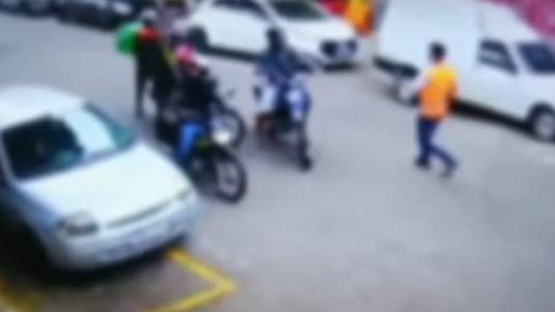 SP: falso entregador é espancado depois de ser abandonado por comparsas durante assalto