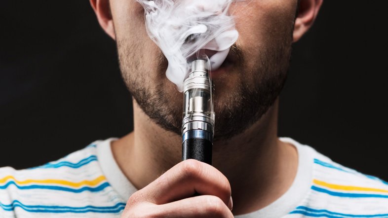 O consumo de cigarro eletrônico vem aumentando no País