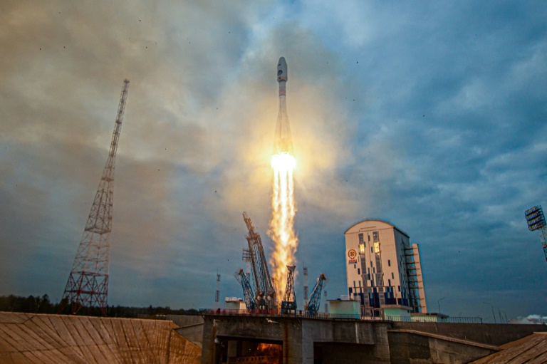 Rússia lança primeira missão à Lua em quase 50 anos