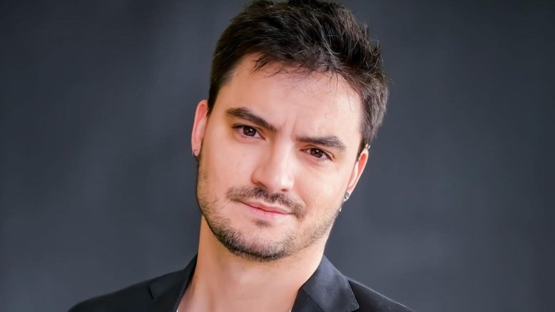 Felipe Neto