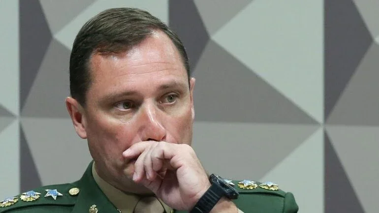 Mauro Cid admite que joias recebidas por Bolsonaro eram de ‘interesse público’