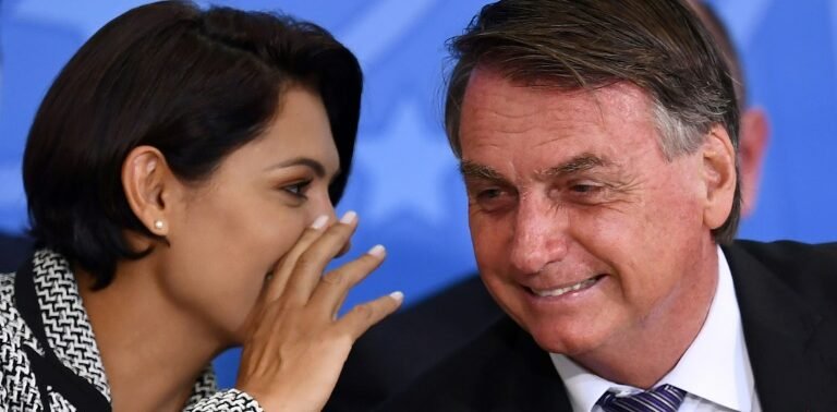 Contra Zema, Lula atiça MG 5 Advogado de Michelle Bolsonaro deixa caso das joias sauditas; saiba motivo
