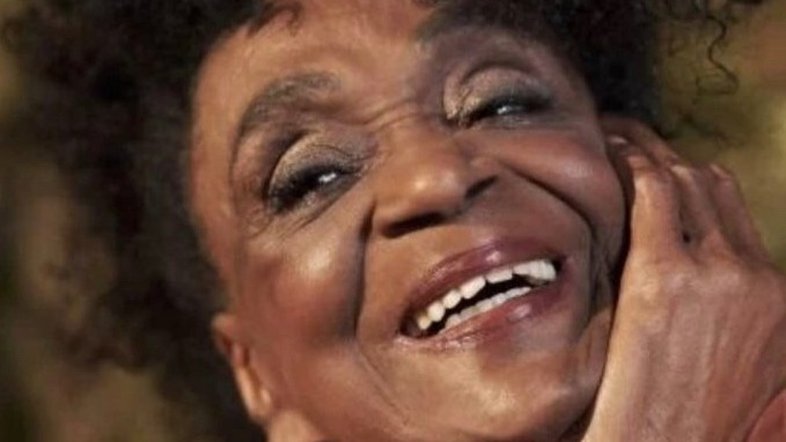 Famosos lamentam a morte da atriz Léa Garcia nas redes sociais: 'Gigante e eterna'