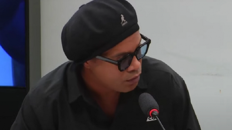 Ronaldinho Gaúcho nega ser dono de empresa de criptomoedas