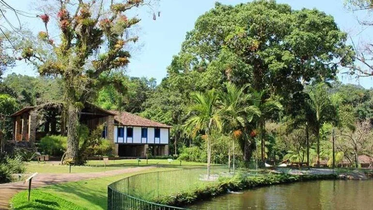 Sede da Fazenda Bananal