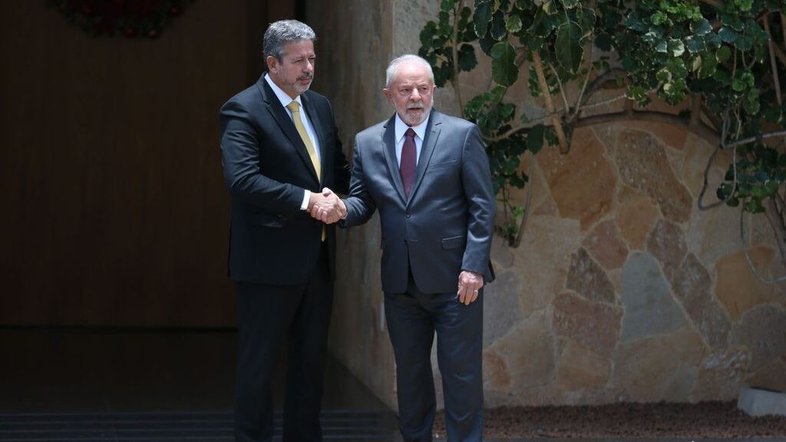 Presidente da Câmara dos Deputados, Arthur Lira, recebe o presidente Luiz Inácio Lula da Silva