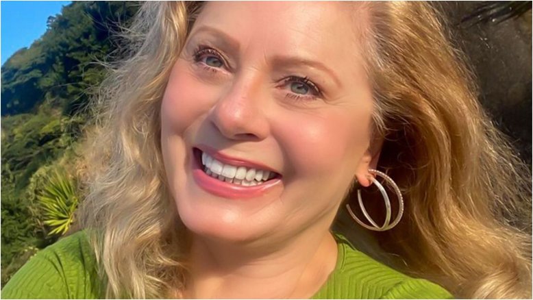 Vera Fischer resgata cliques nua no verão europeu: ‘Felicidade é isso’