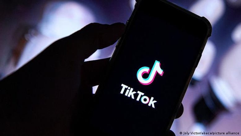 UE multa TikTok por violar proteção de dados infantis