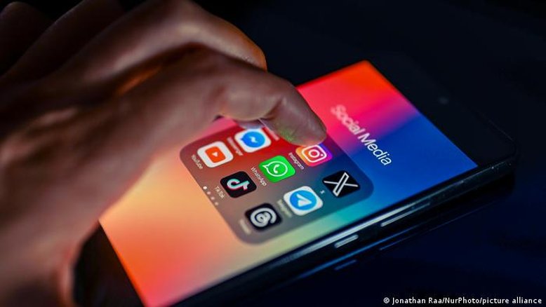 A moda dos transtornos no TikTok e a banalização da saúde mental