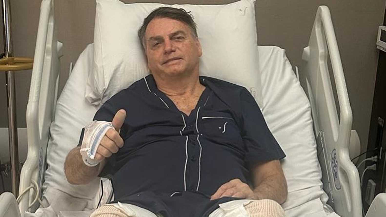 Jair Bolsonaro passou por cirurgias
