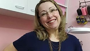 Artesã consegue mais de 50 mil seguidores após apelo de filha viralizar: 'Nunca sonhei com isso'