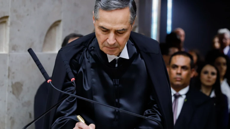 Barroso assume a presidência do STF: ‘Fazer um país maior e melhor, um país justo’