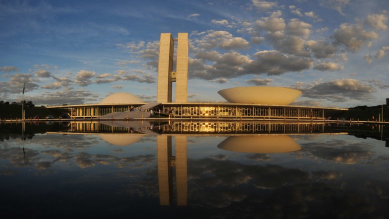 A PEC nº 50/2023 faz parte de uma ofensiva de grupos políticos conservadores do Congresso contra decisões recentes do STF