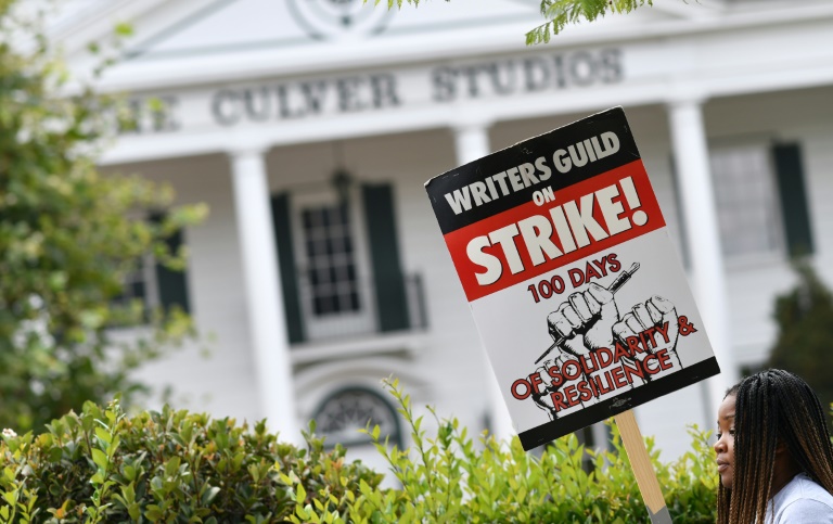 Atores de Hollywood ratificam acordo para encerrar greve