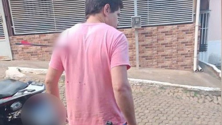 MG: homem toma flechada nas costas após briga entre vizinhos
