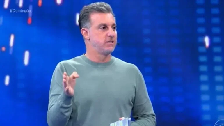 Luciano Huck relembra quando quase morreu ao cair de avião: 